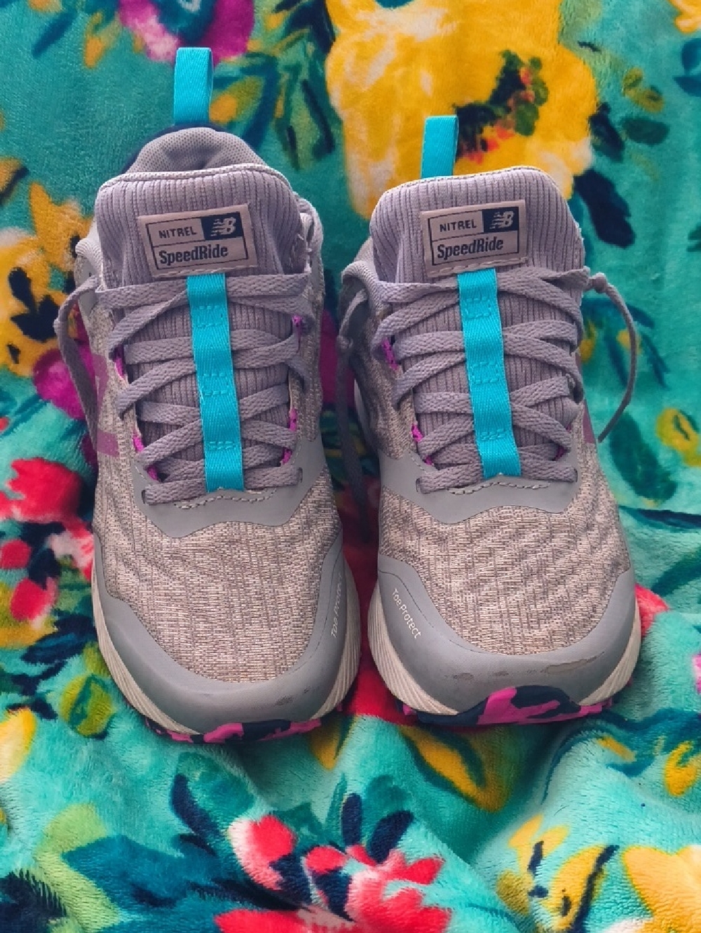 Women's New Balance Nitrel V3 SpeedRide Size 7 - Picture 2 of 9